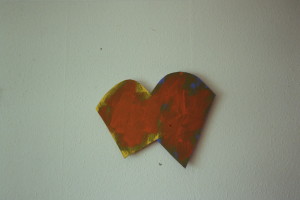 WVZ 19-3-93, Acryl auf Wellpappe, "broken heart", 1993, 48 x 39