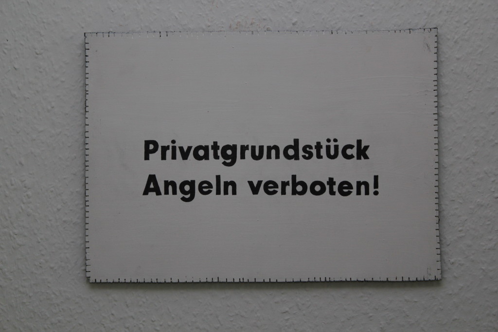 WVZ 6-5-18, Acryl, Faserstift auf Sperrholz, "Objekt: "Privatgrundstück...", 2018, 38 x 27,5